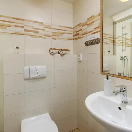 尤纳纹勒奇旅馆 招待所 2*