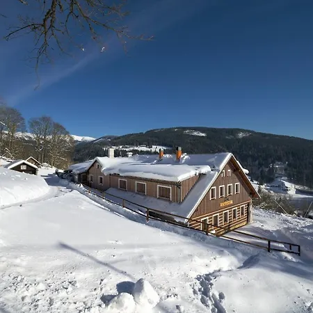 尤纳纹勒奇旅馆 招待所 Špindlerŭv Mlýn