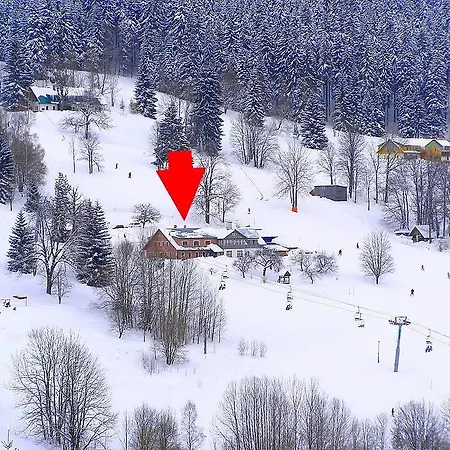 尤纳纹勒奇旅馆 2*